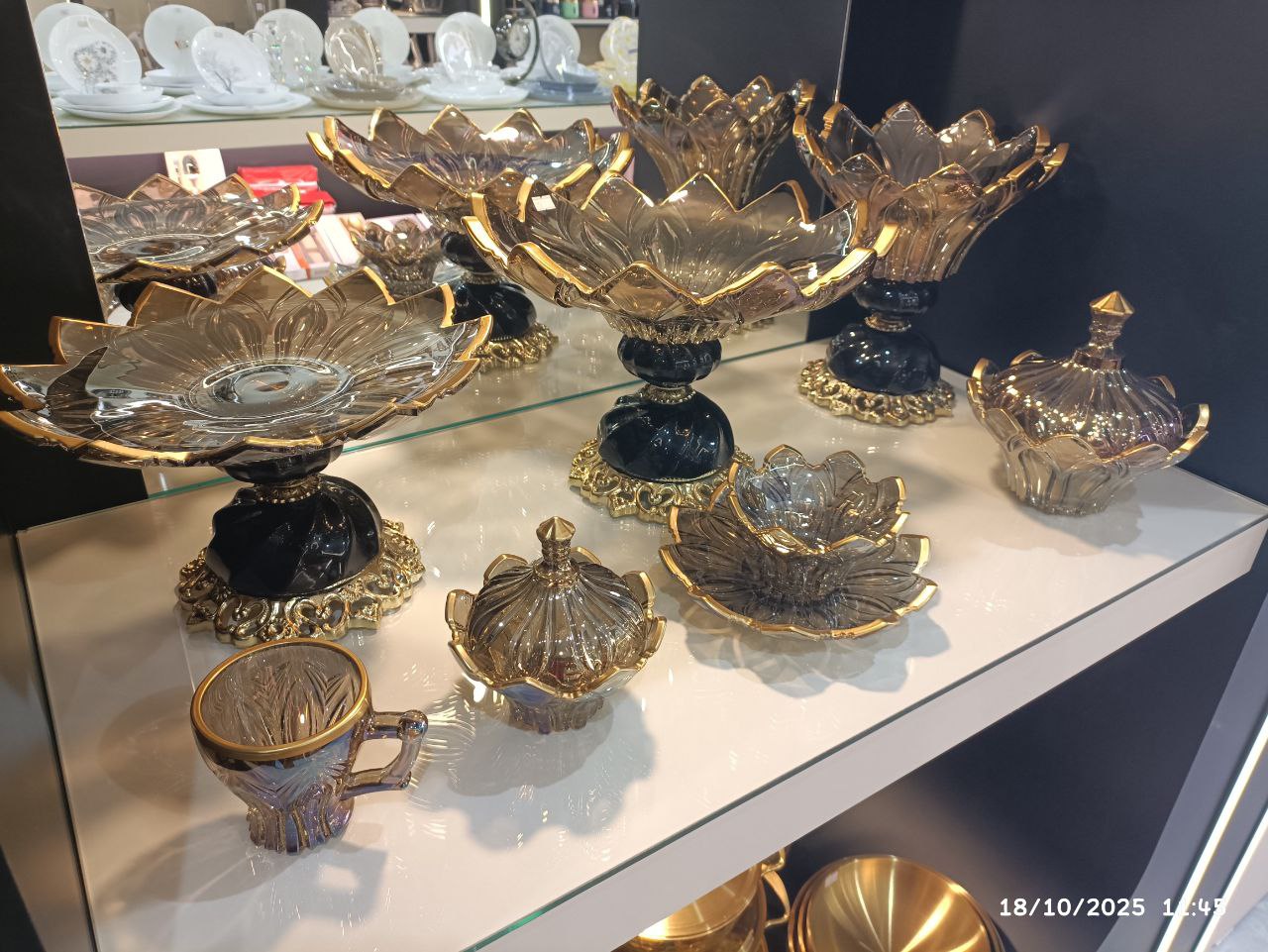 سرویس پذیرایی